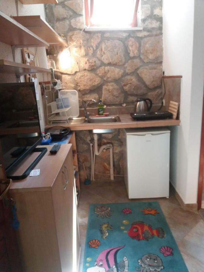 Apartment "I Love Njivice" แฮร์เซ็ก-โนวี ภายนอก รูปภาพ